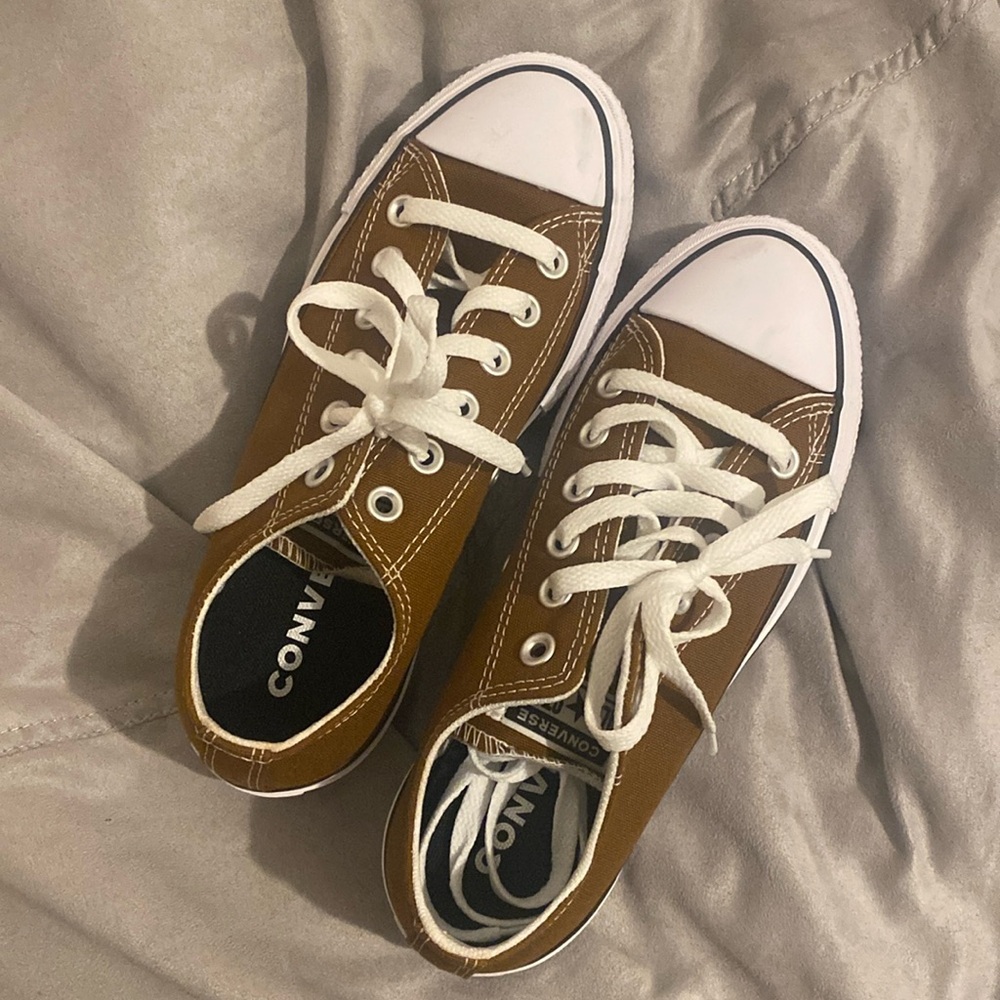 Converse Platform Brown